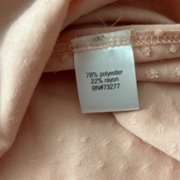 NWOT Apt. 9 peach color tunic w popcorn dots sz large. - Picture 7 of 7